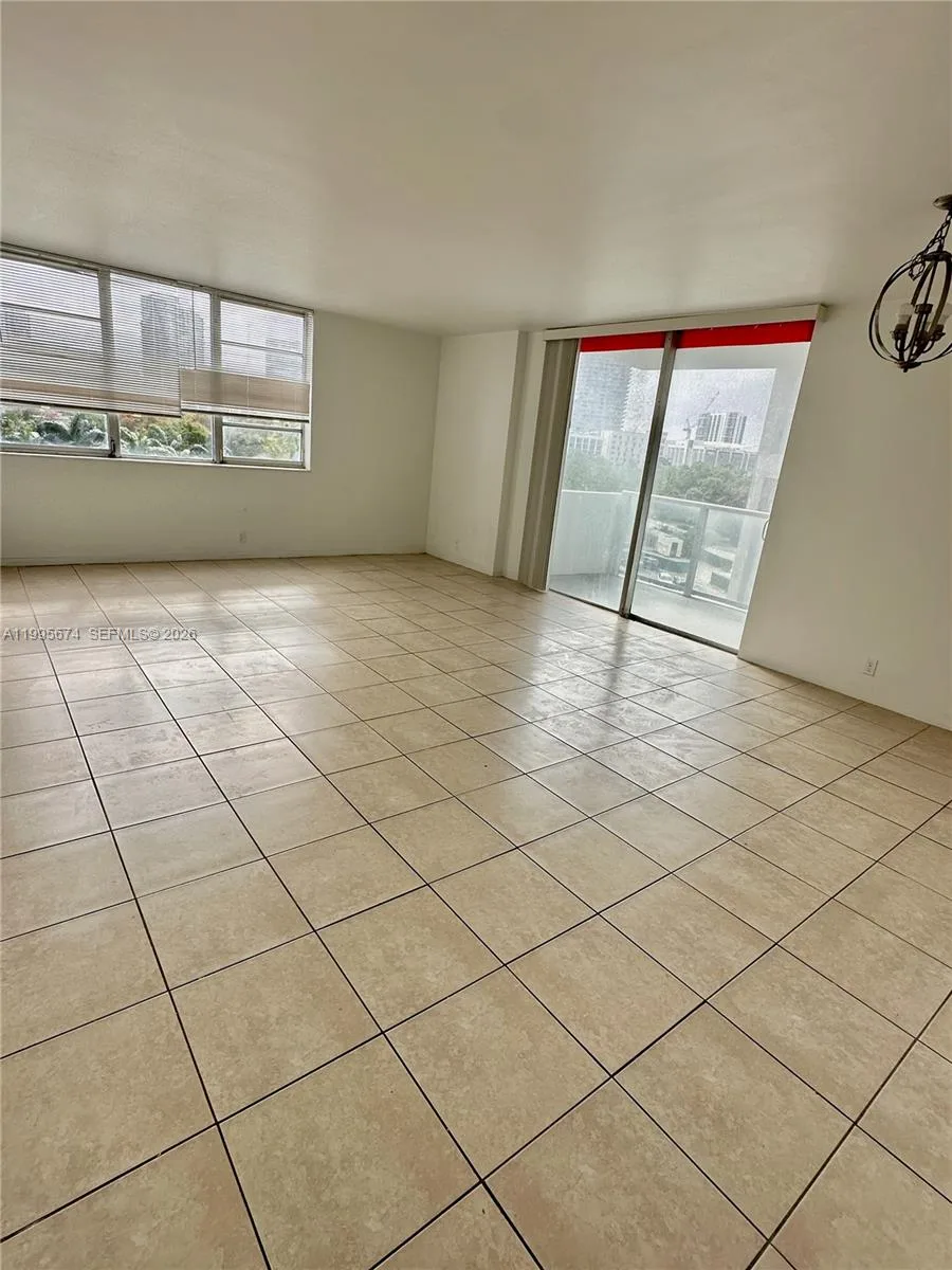 3301 NE 5th Ave # 618, Miami, FL 33137 photo 4
