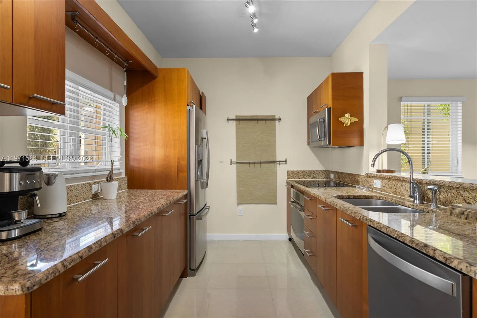 18413 NE 27th Ct # 18413, Aventura, FL 33160 photo 13