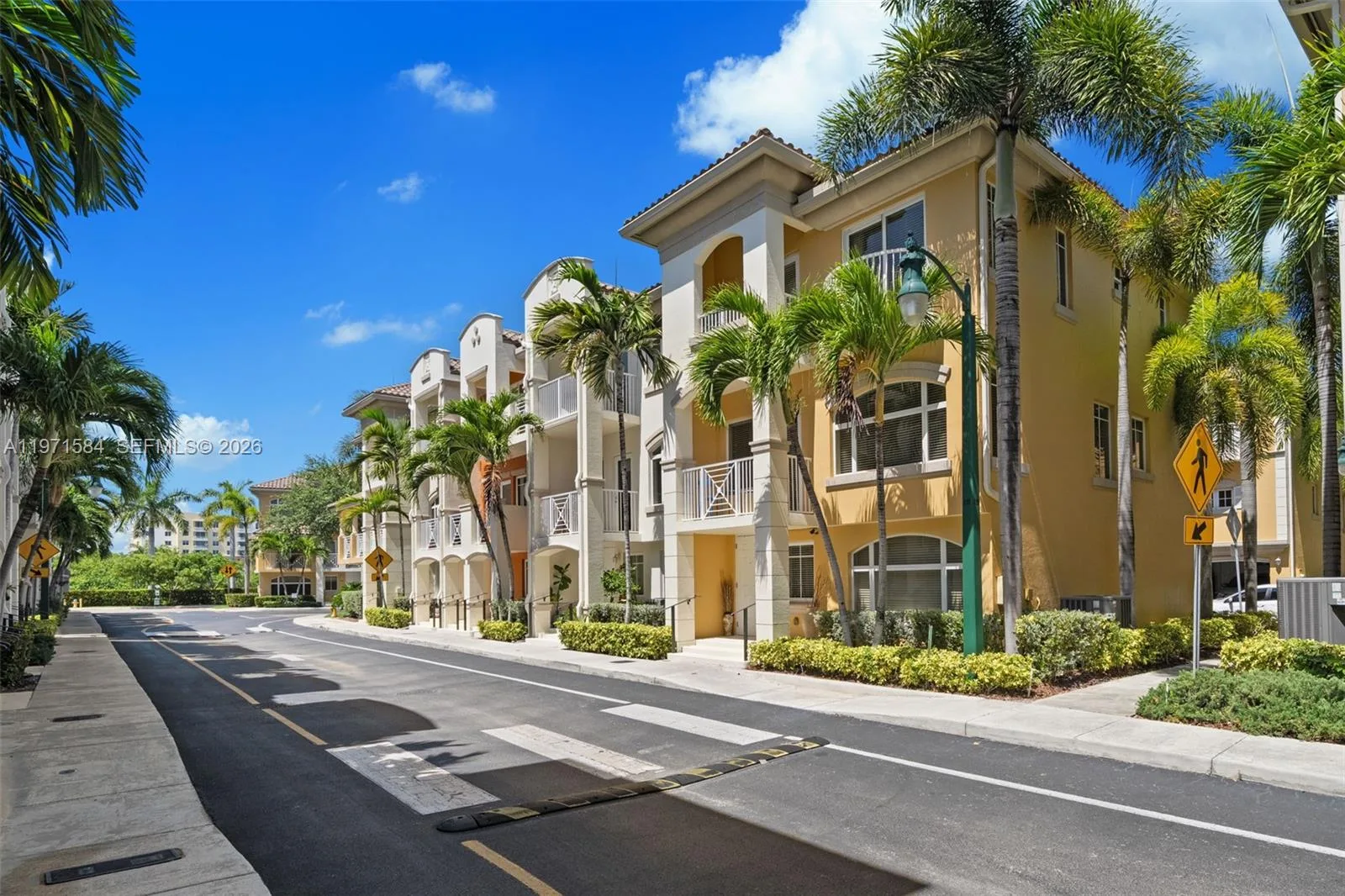 18413 NE 27th Ct # 18413, Aventura, FL 33160 photo 2