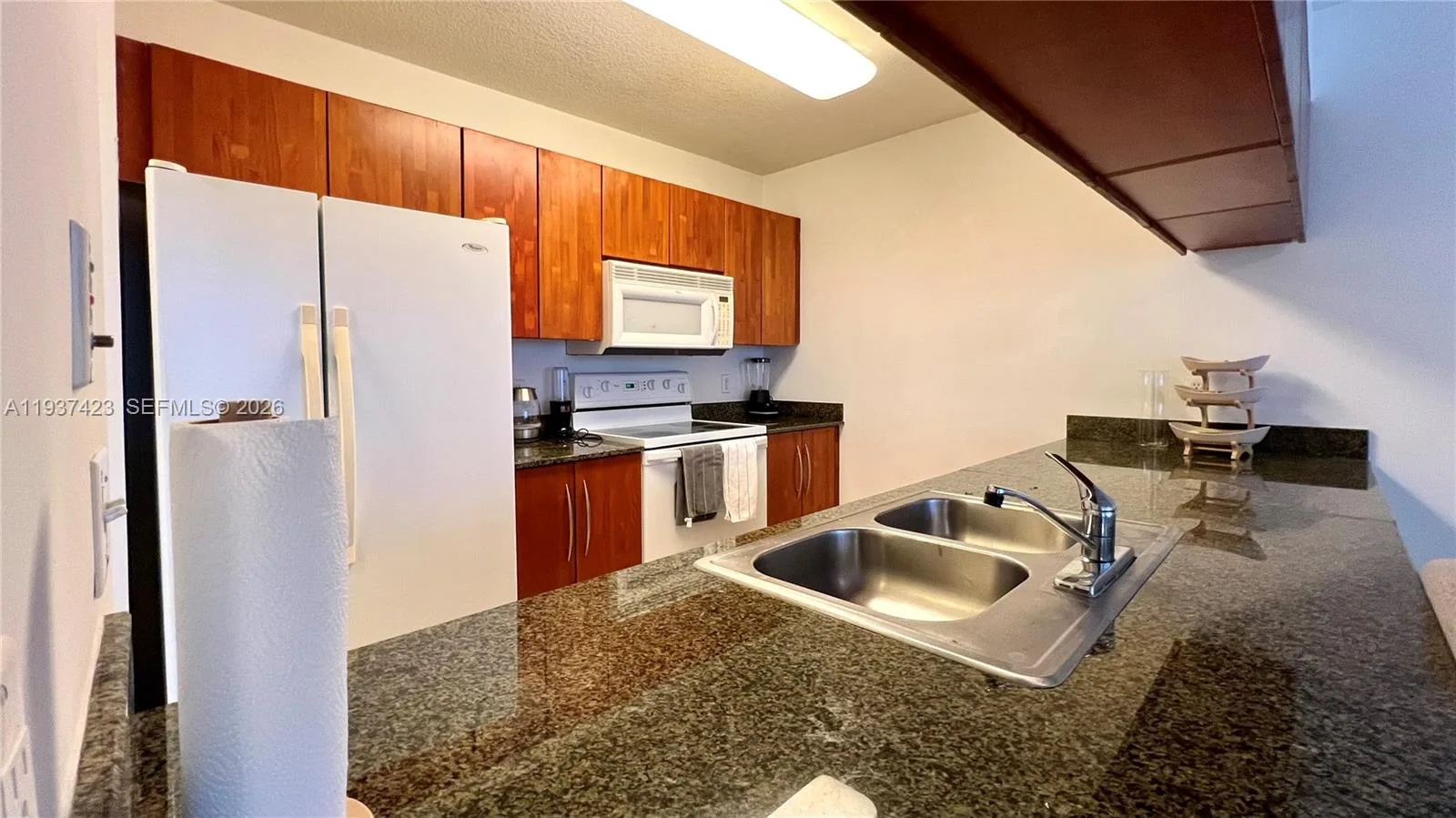 1200 Brickell Bay Dr # 2018, Miami, FL 33131 photo 4