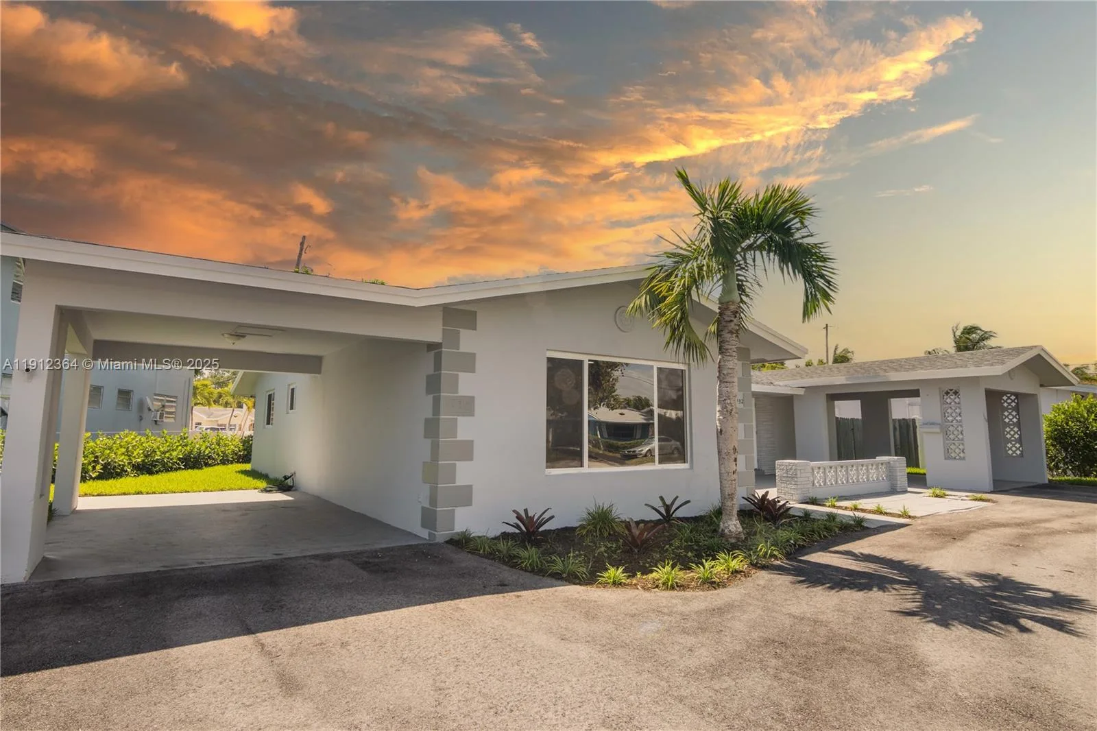 1750 NE 52nd St, Fort Lauderdale, FL 33334 photo 3