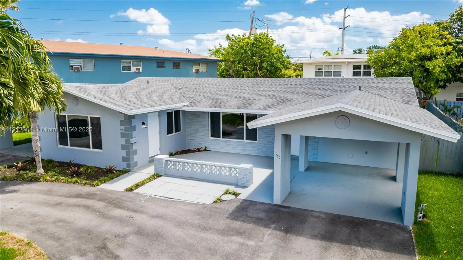 1750 NE 52nd St, Fort Lauderdale, FL 33334 photo 4