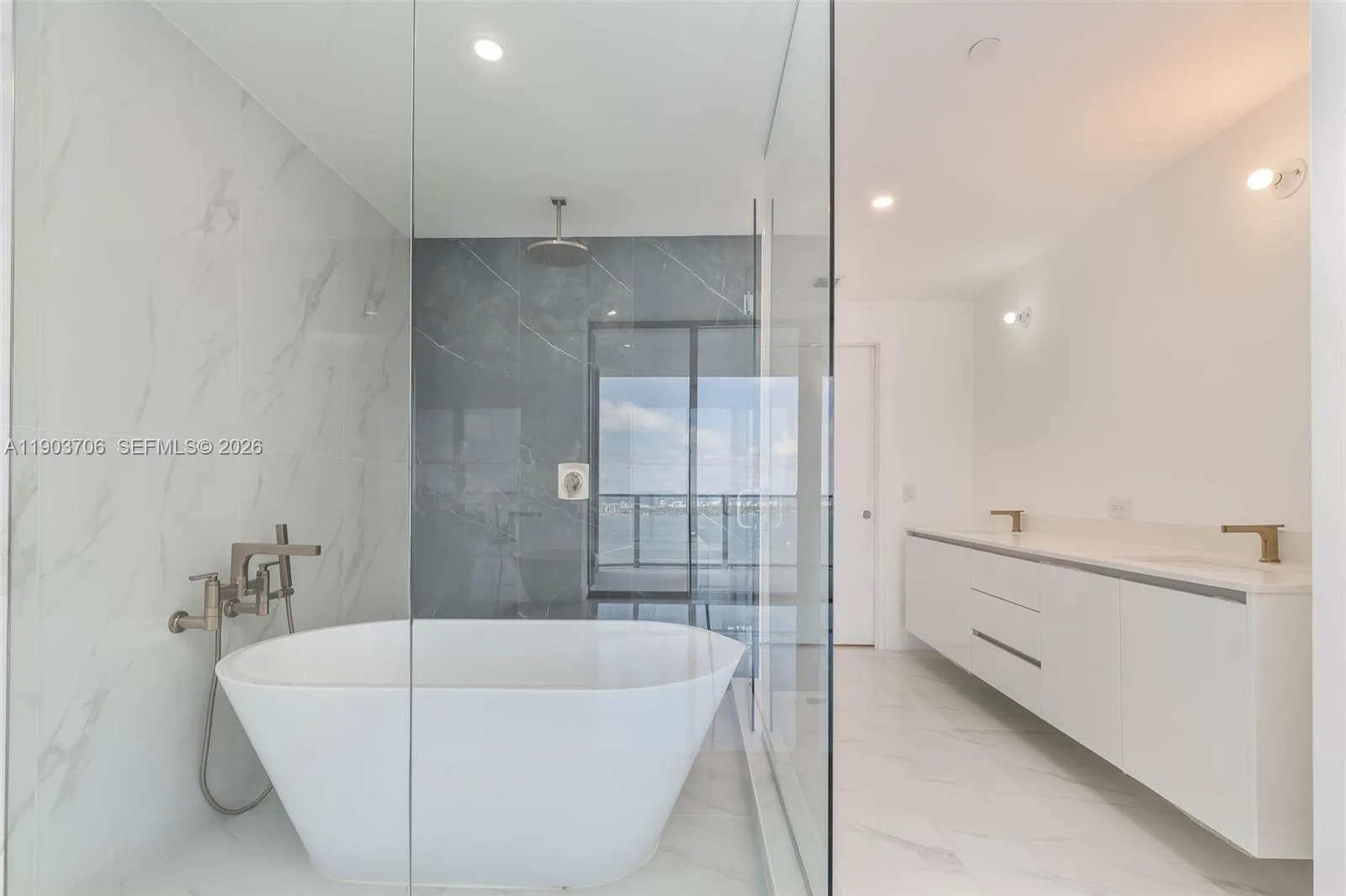 700 NE 24 St # 5405, Miami, FL 33137 photo 13