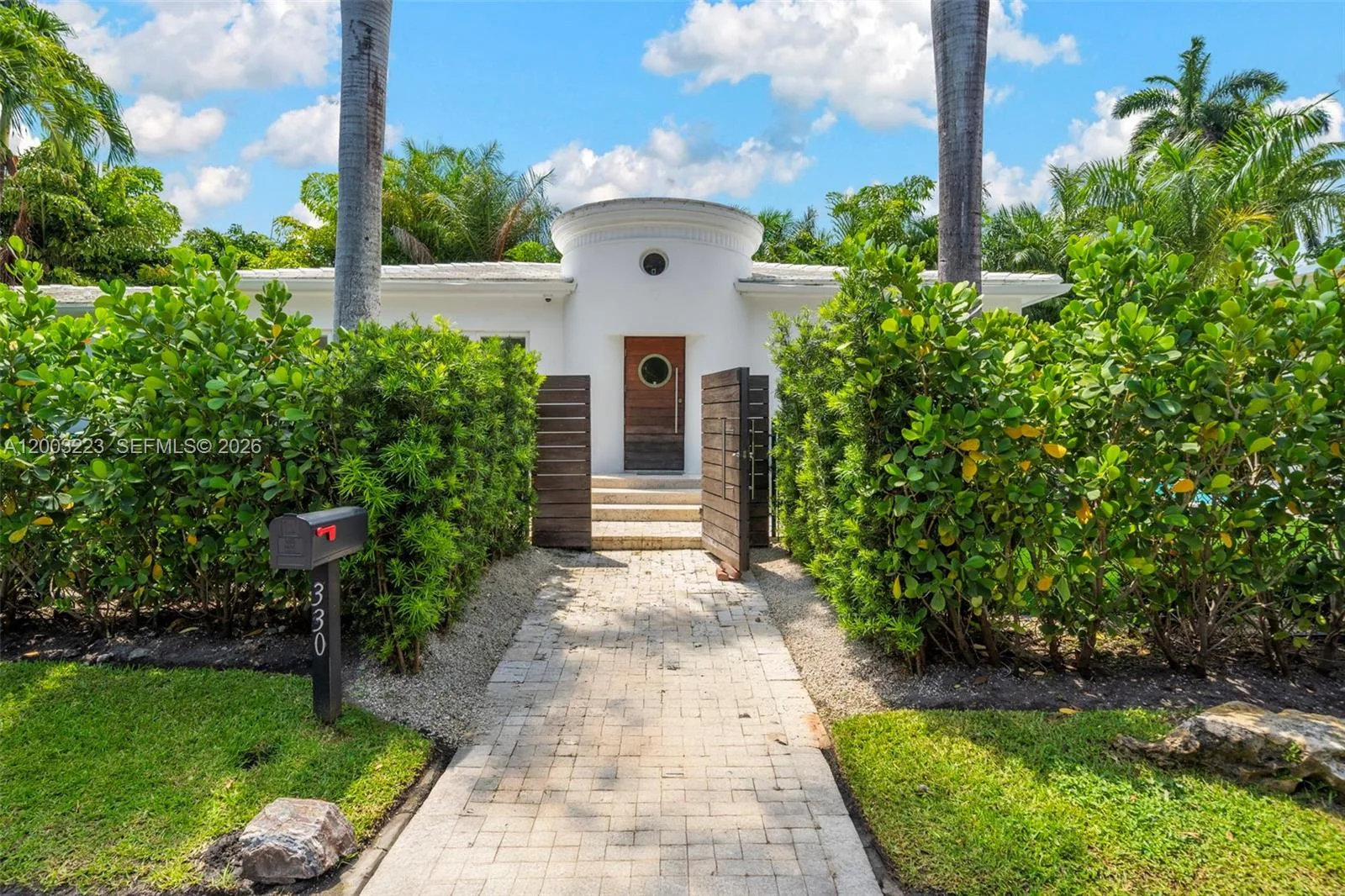 330 E San Marino Dr, Miami Beach, FL 33139 photo 2