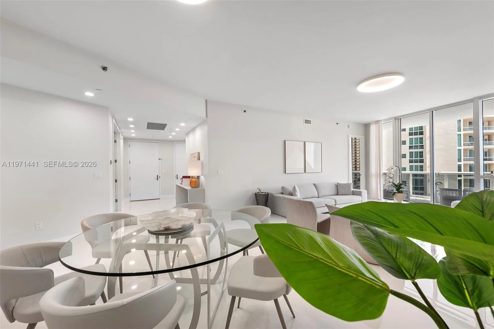 16001 Collins Ave # 803, Sunny Isles Beach, FL 33160 photo 9