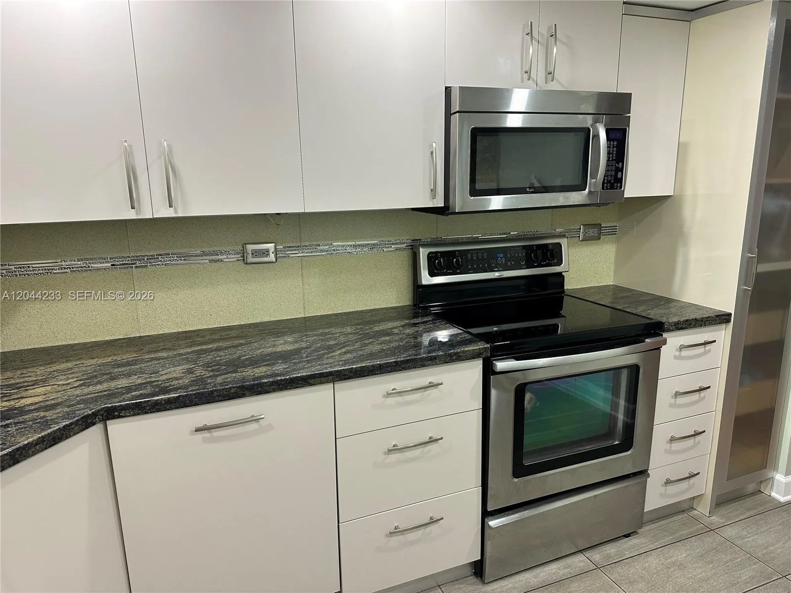 6039 Collins Ave # 1205, Miami Beach, FL 33140 photo 5