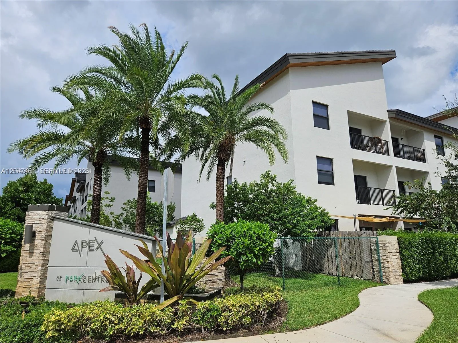 8195 NW 104th Ave # 23, Doral, FL 33178