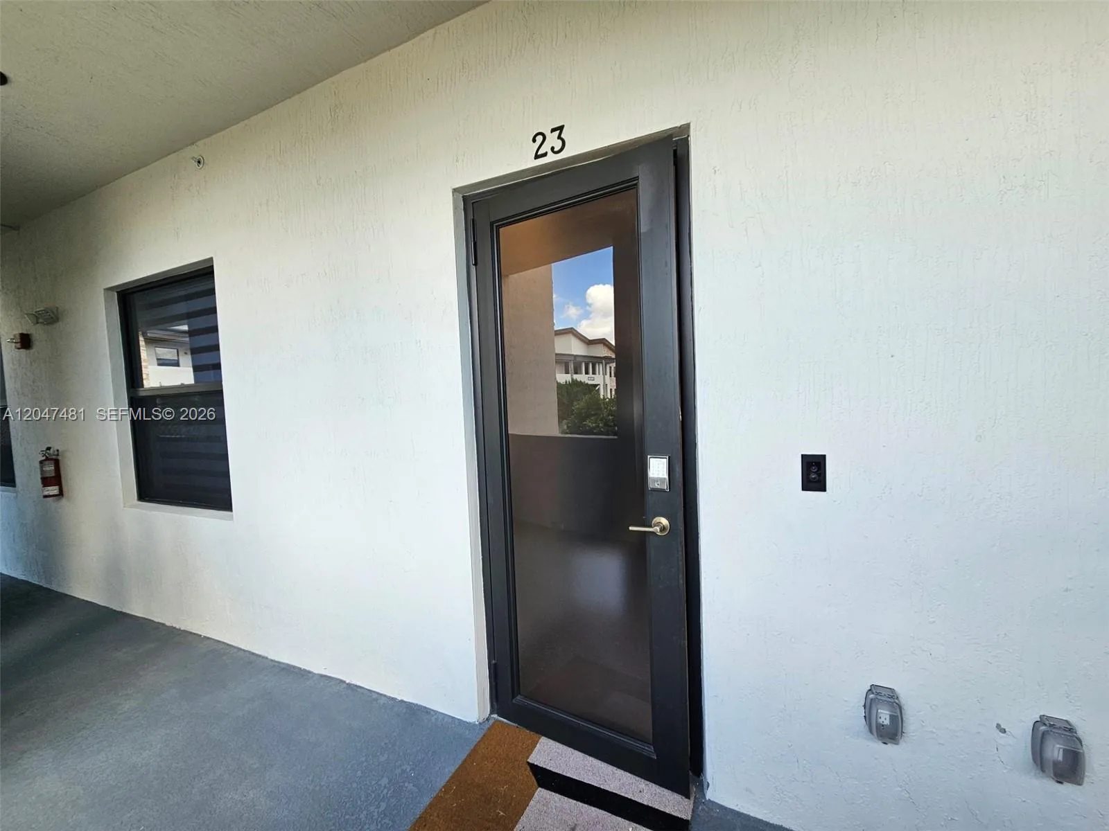 8195 NW 104th Ave # 23, Doral, FL 33178 photo 2