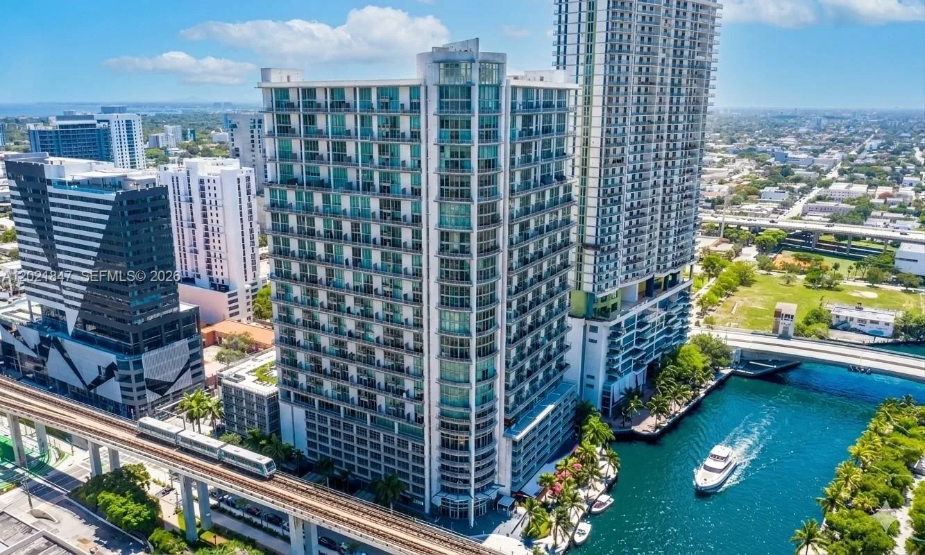 690 SW 1st Ct # 1913, Miami, FL 33130