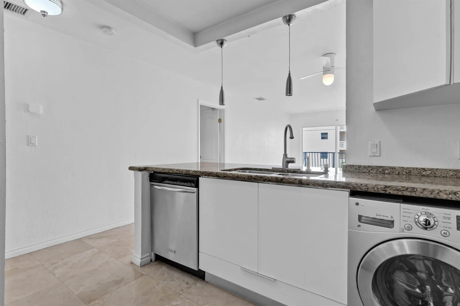 677 NE 24th Street # 504, Miami, FL 33137 photo 5