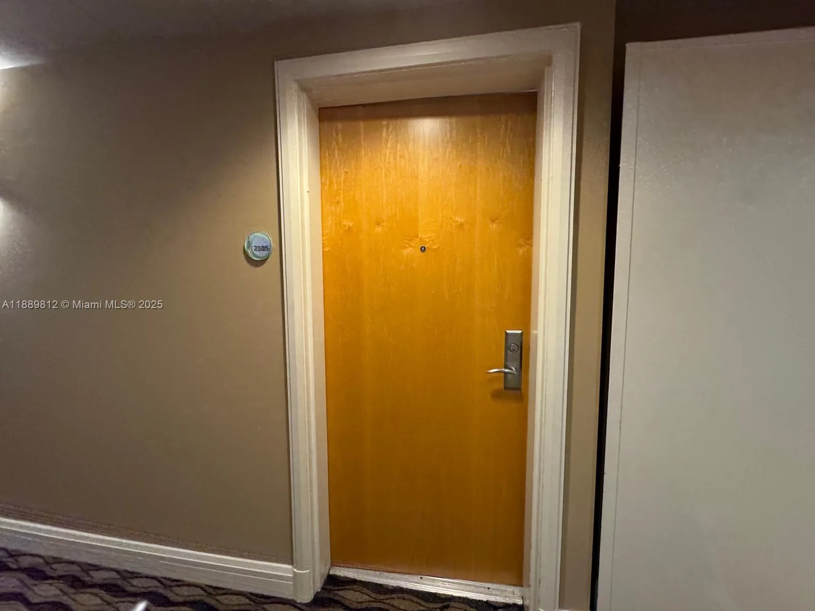 244 Biscayne Blvd # 2105, Miami, FL 33132 photo 3