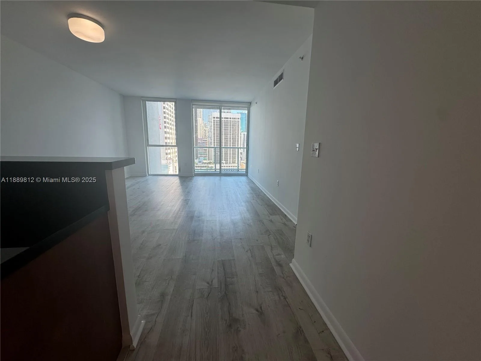 244 Biscayne Blvd # 2105, Miami, FL 33132 photo 5