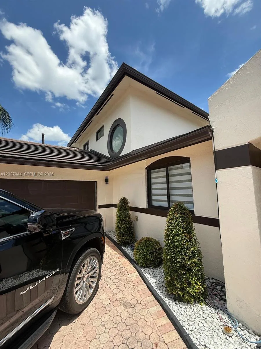 14832 SW 169th Ln, Miami, FL 33187 photo 6