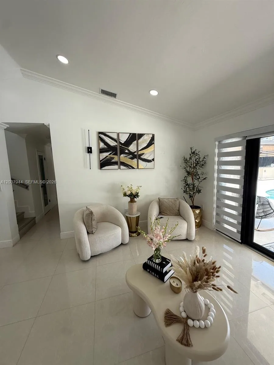 14832 SW 169th Ln, Miami, FL 33187 photo 8