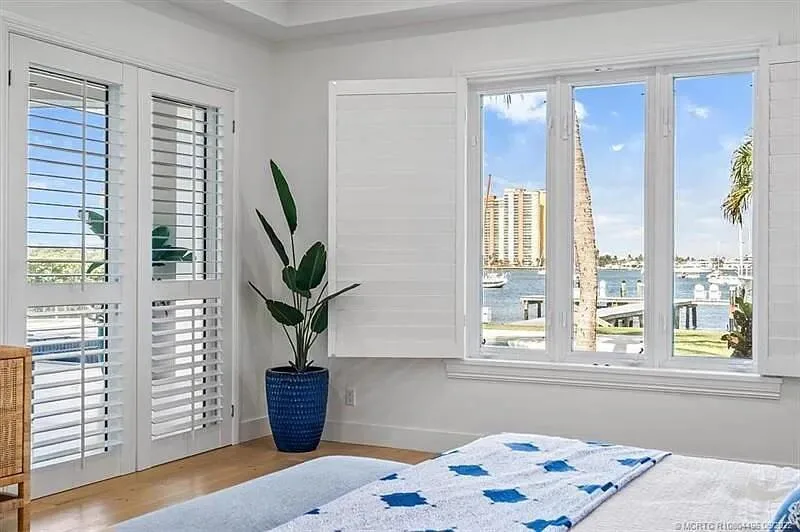 2941 Lake Drive, Singer Island, FL 33404 photo 9