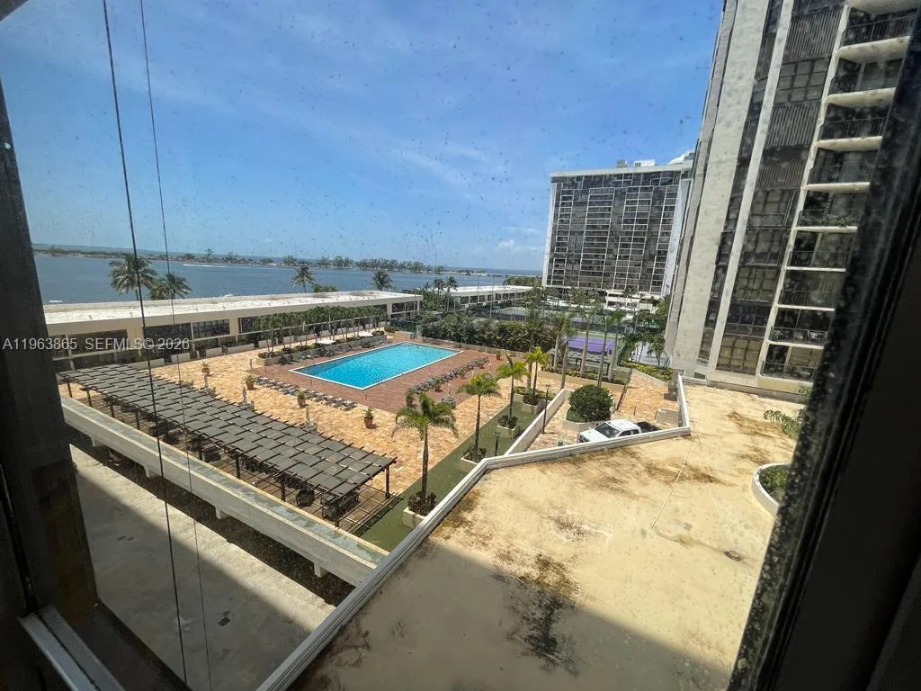 1865 Brickell Ave # A614, Miami, FL 33129 photo 9
