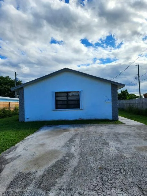 1565 W 36th Street, West Palm Beach, FL 33404 photo 4