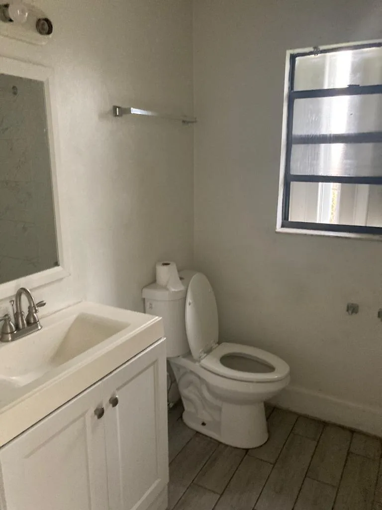 1565 W 36th Street, West Palm Beach, FL 33404 photo 7
