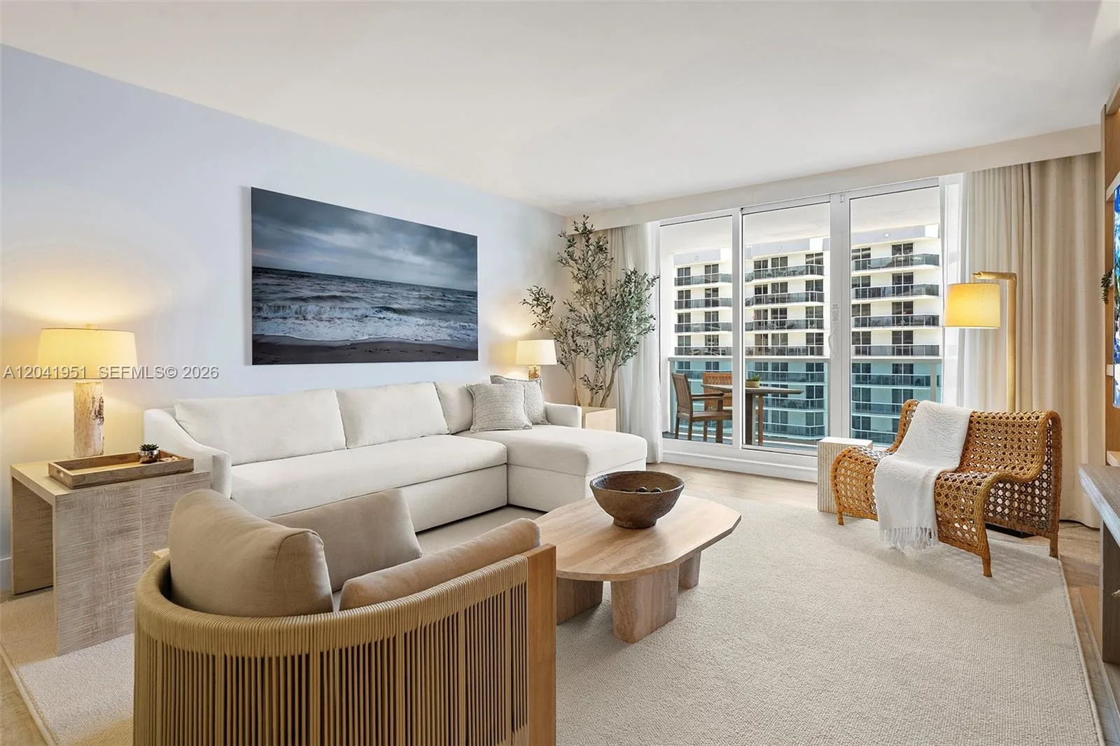 102 24th St # 1213, Miami Beach, FL 33139