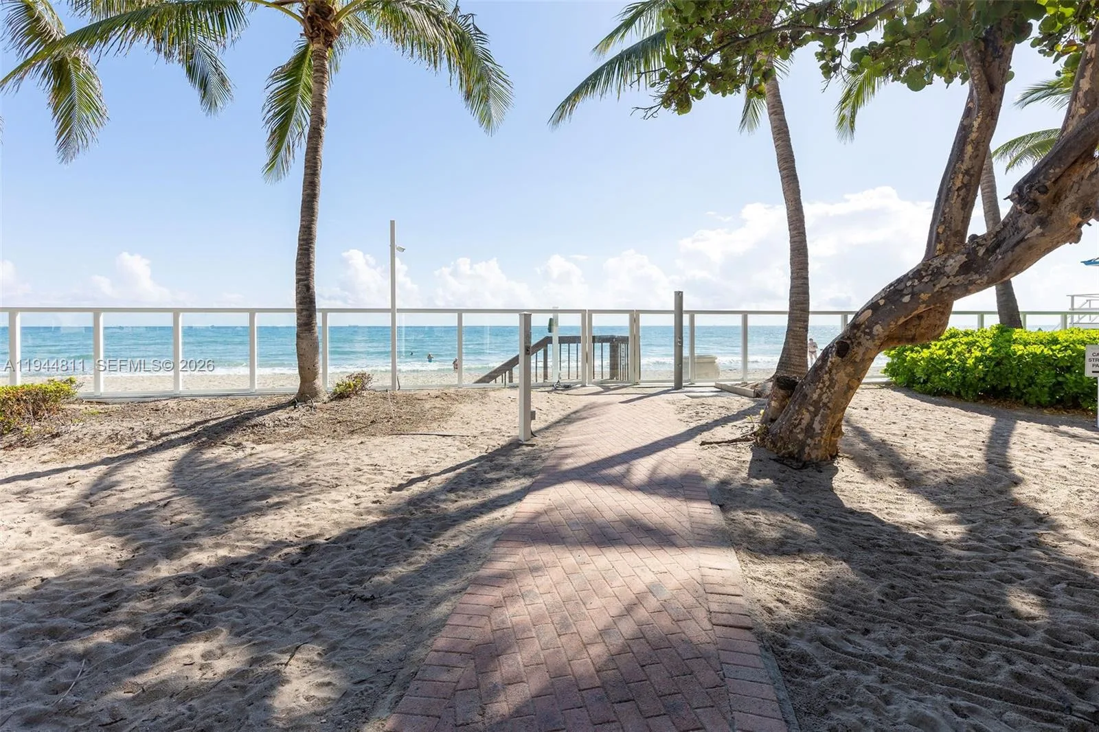 3001 S Ocean Dr # 227, Hollywood, FL 33019