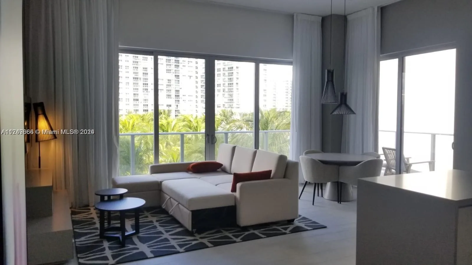 4010 S Ocean Dr # R301, Hollywood, FL 33019