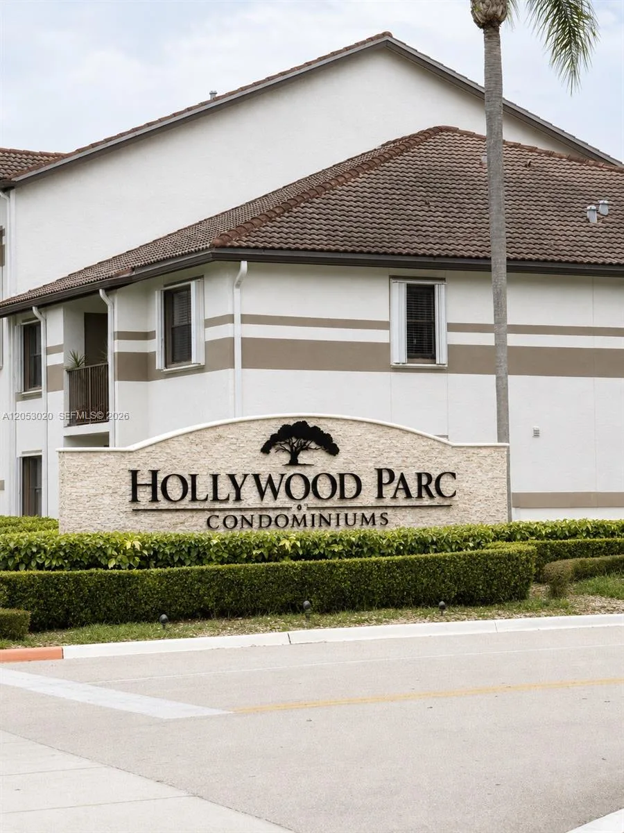 530 S Park Rd # 24-11, Hollywood, FL 33021