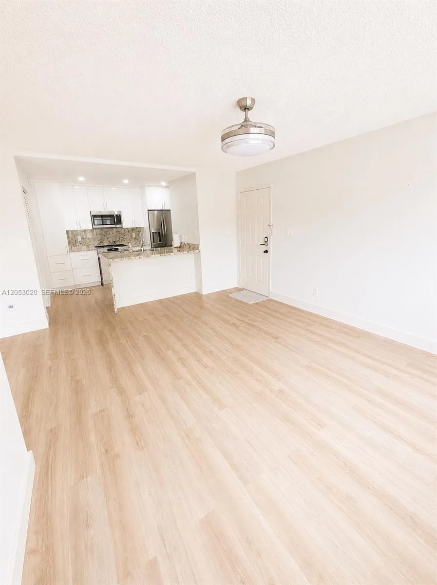 530 S Park Rd # 24-11, Hollywood, FL 33021 photo 6
