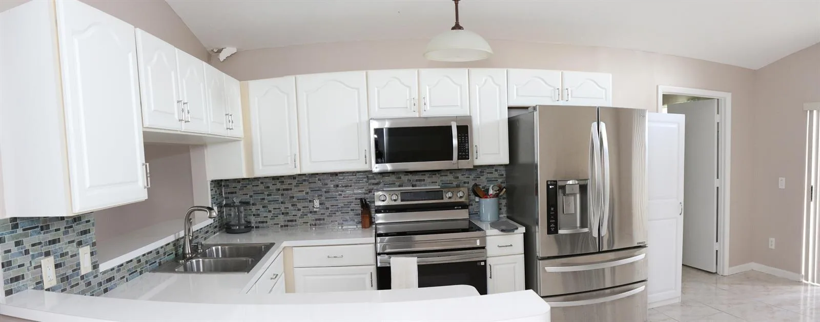 1160 NW Lombardy Drive, Port St. Lucie, FL 34986 — zdjęcie 5