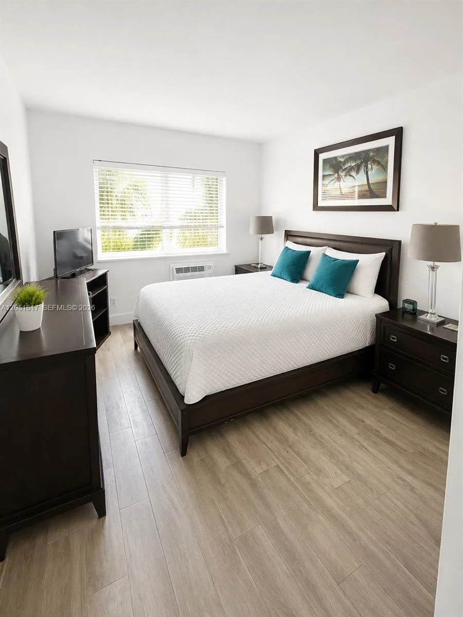 508 Antioch Ave # 16, Fort Lauderdale, FL 33304 photo 4