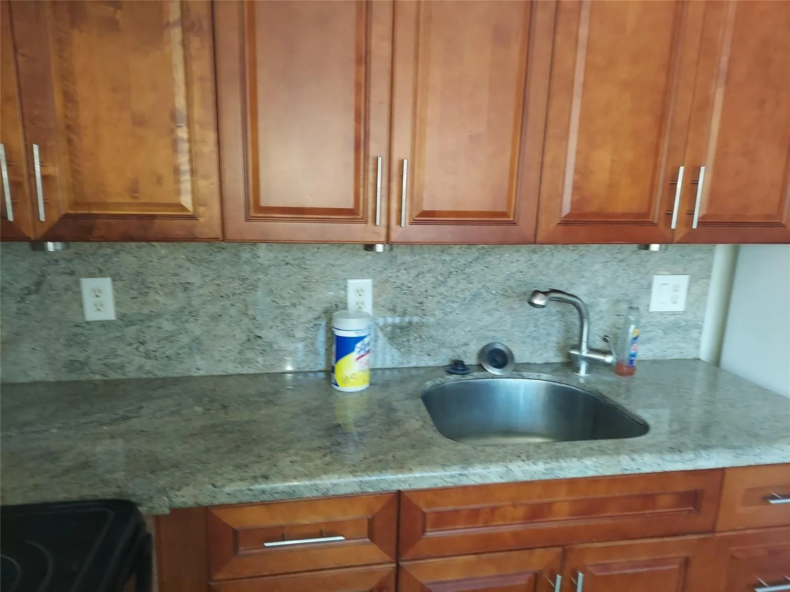 1829 N Dixie Highway, Fort Lauderdale, FL 33305