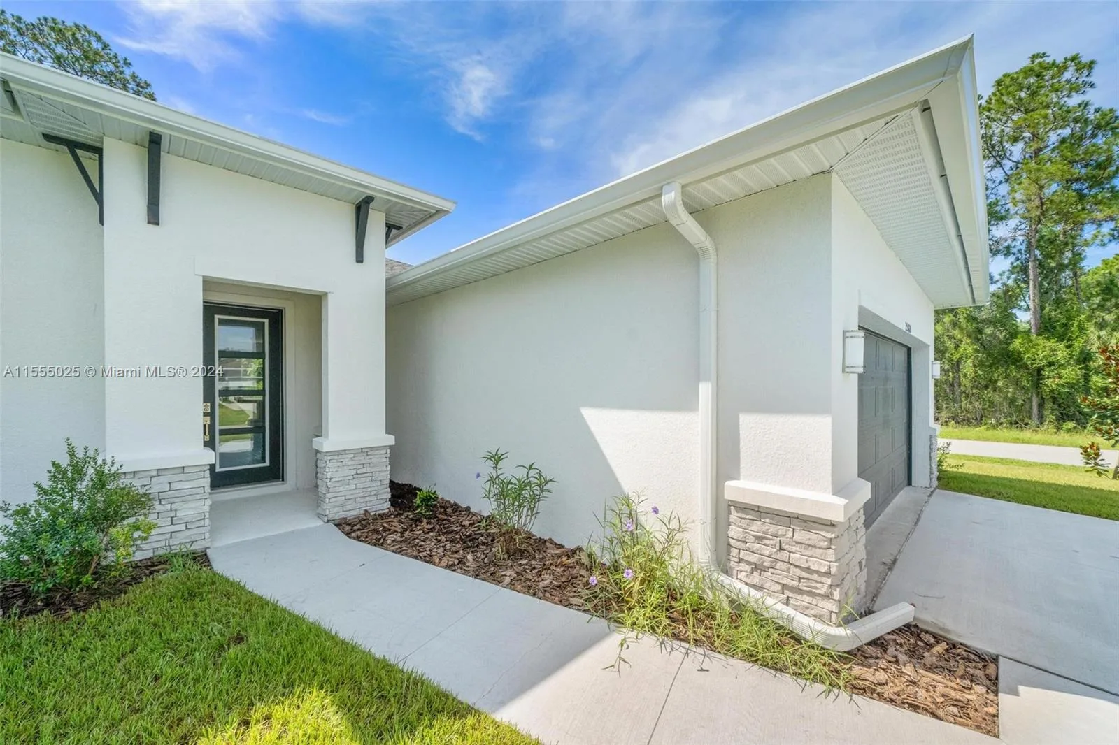 544 Higgs Ave NW, Palm Bay, FL 32907 photo 4