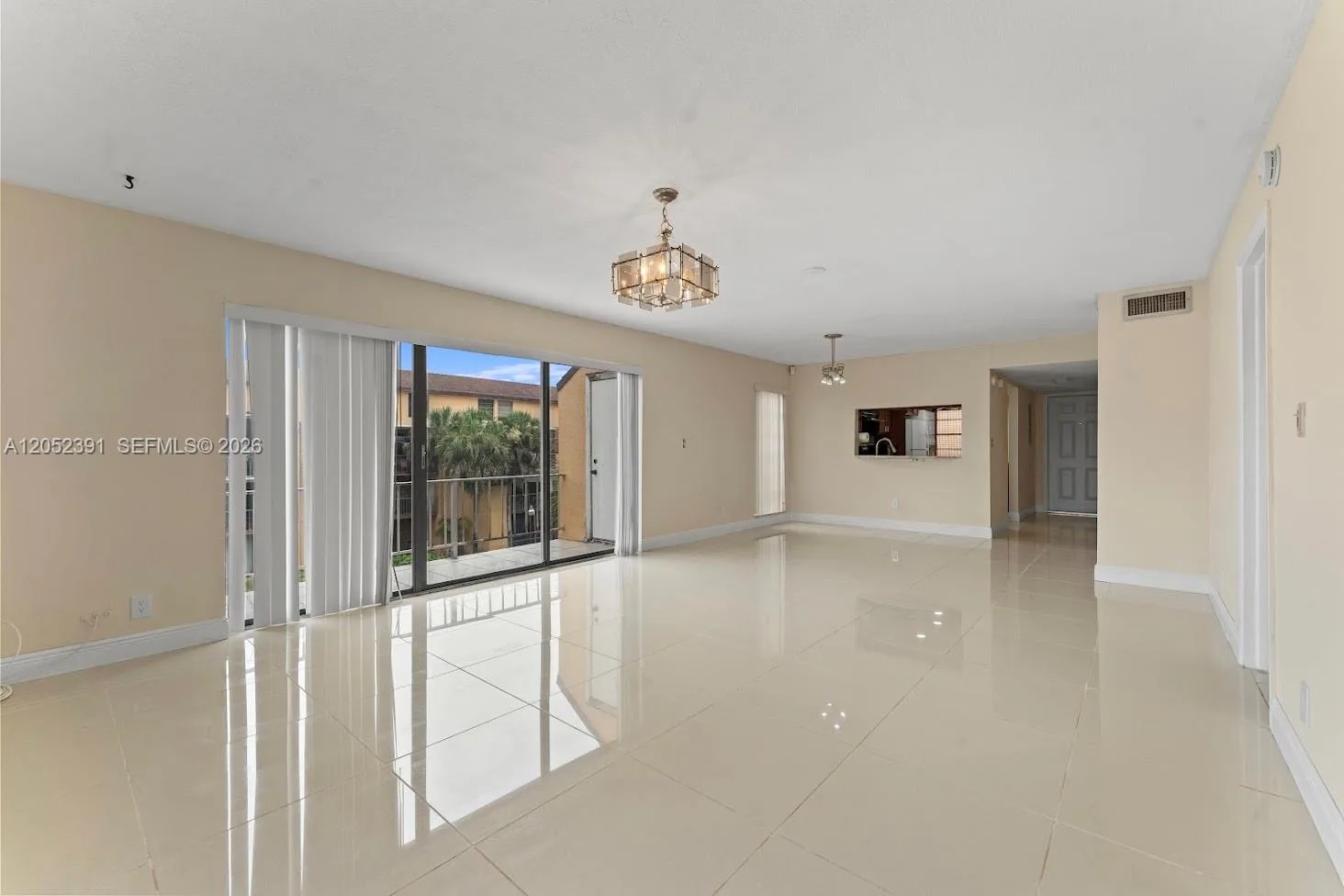 430 Commodore Dr # 310, Plantation, FL 33325 photo 10