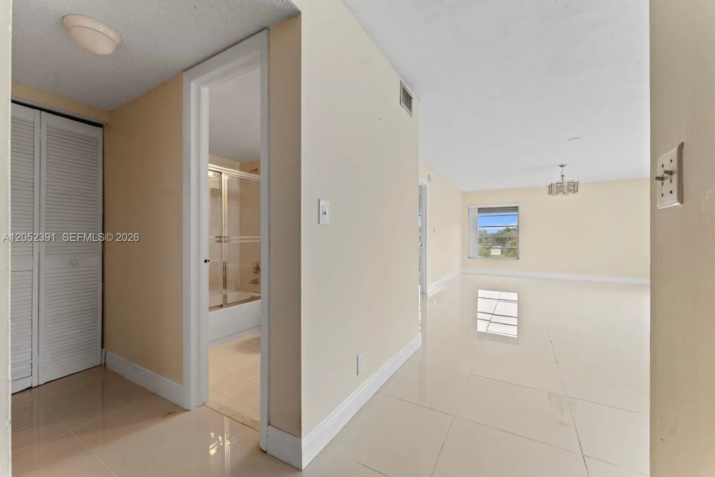430 Commodore Dr # 310, Plantation, FL 33325 photo 7