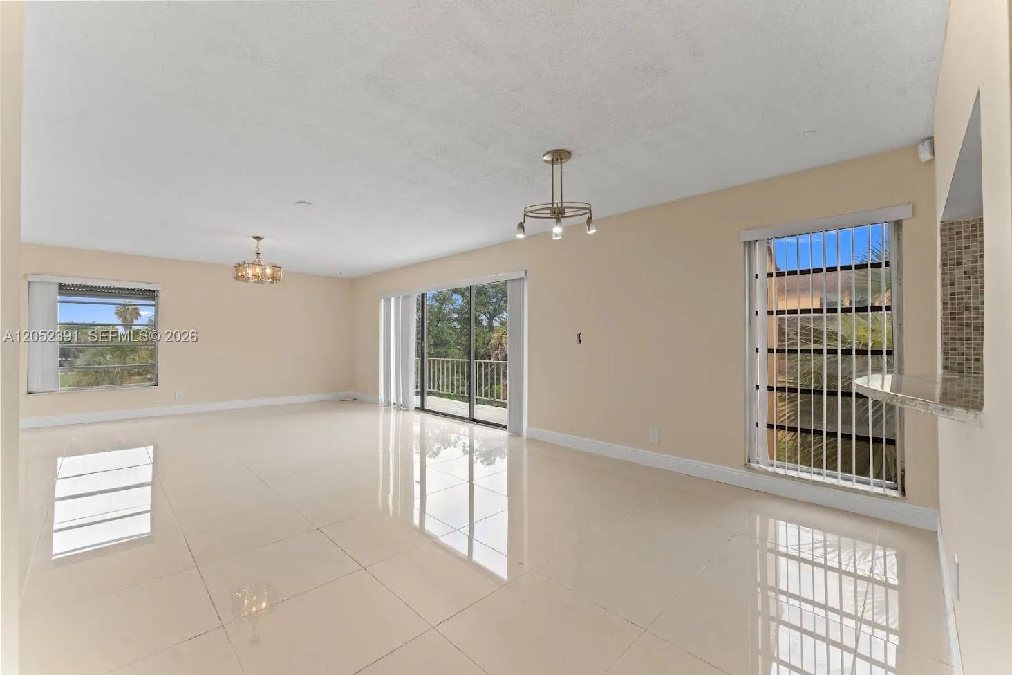 430 Commodore Dr # 310, Plantation, FL 33325 photo 8