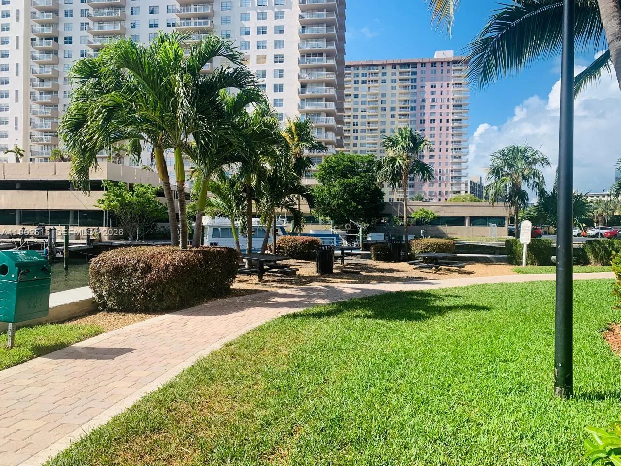 17150 N Bay Rd # 2109, Sunny Isles Beach, FL 33160