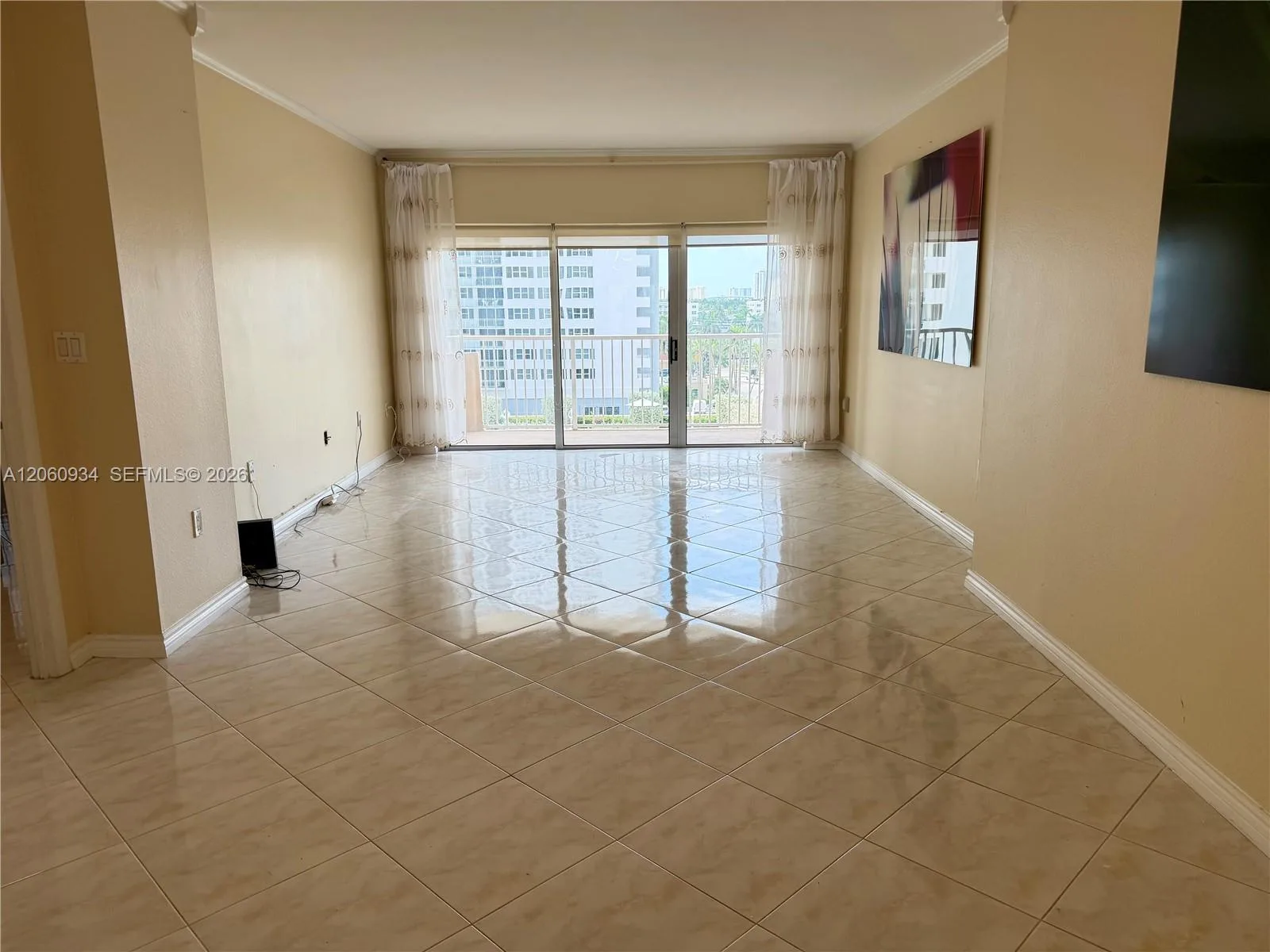 1980 S Ocean Dr # 6N, Hallandale Beach, FL 33009 photo 3
