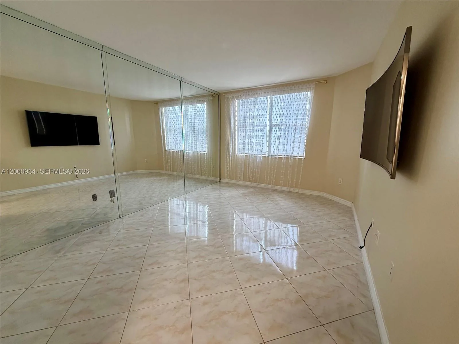 1980 S Ocean Dr # 6N, Hallandale Beach, FL 33009 photo 4