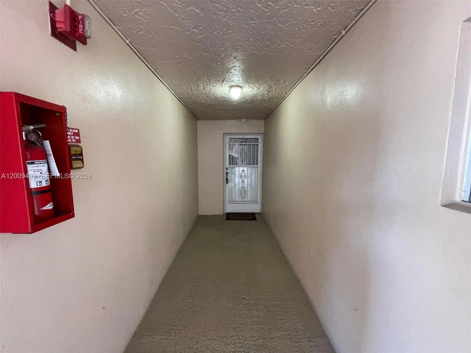 9471 Evergreen Pl # 401, Davie, FL 33324 photo 3