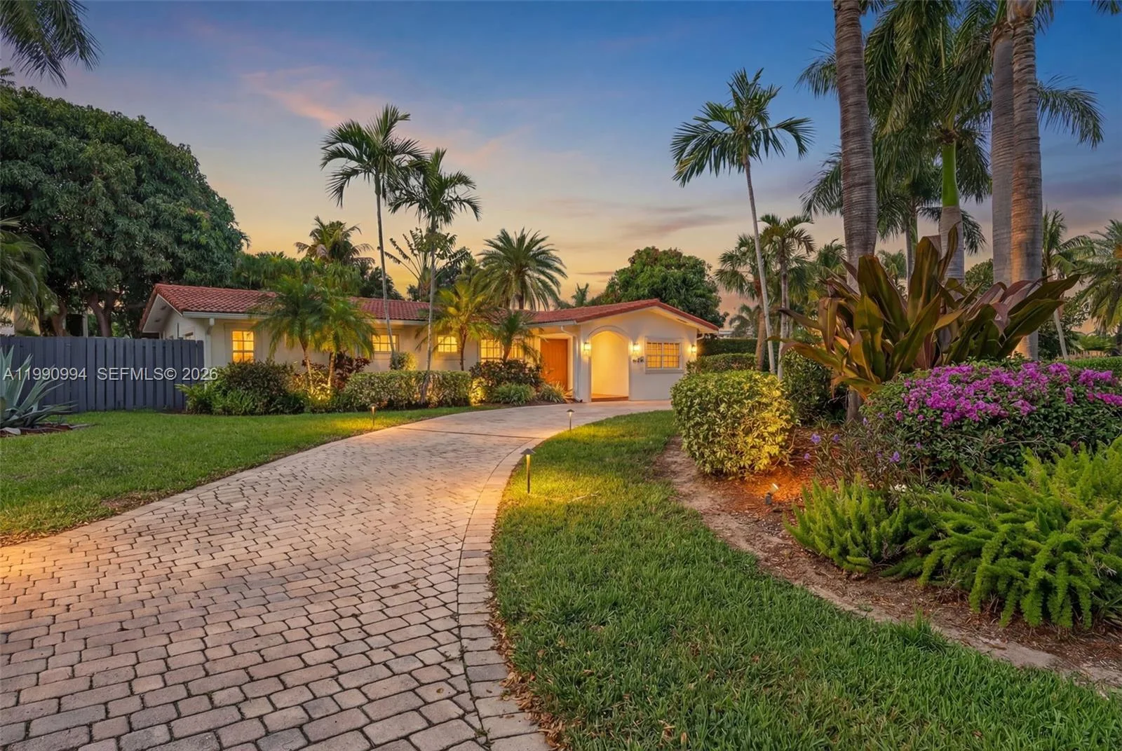 1661 Bel Air Ave, Lauderdale By The Sea, FL 33062