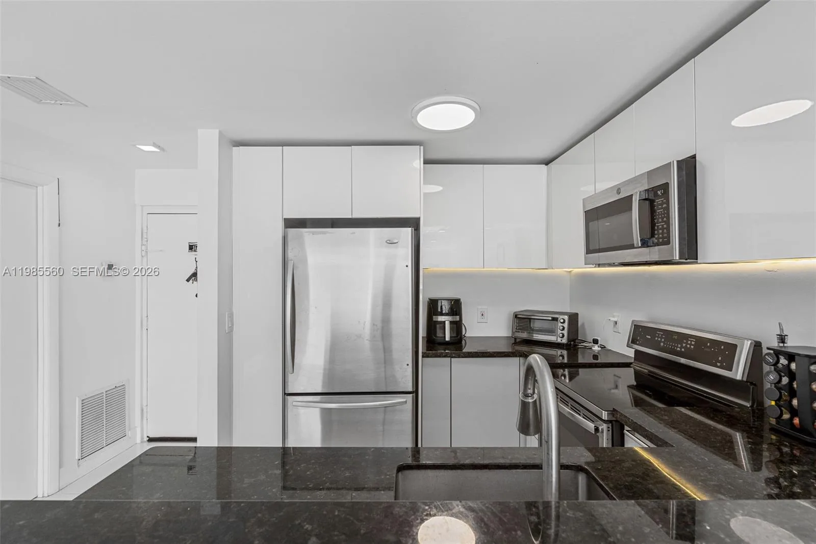 6545 Indian Creek Dr # 306, Miami Beach, FL 33141 photo 4