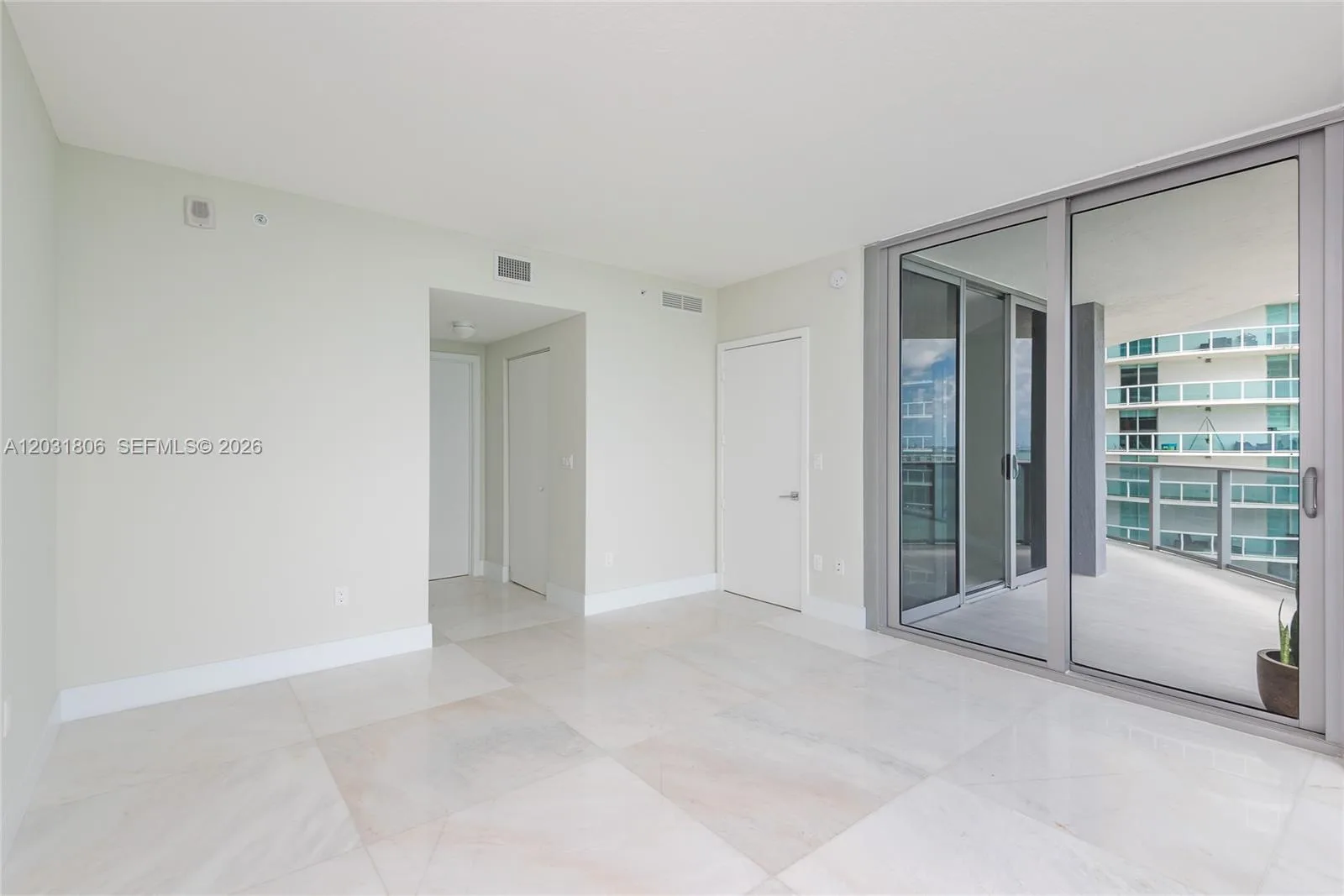 488 NE 18th St # 1812, Miami, FL 33132 photo 11