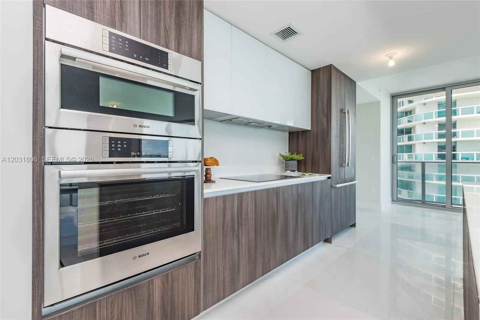 488 NE 18th St # 1812, Miami, FL 33132 photo 13