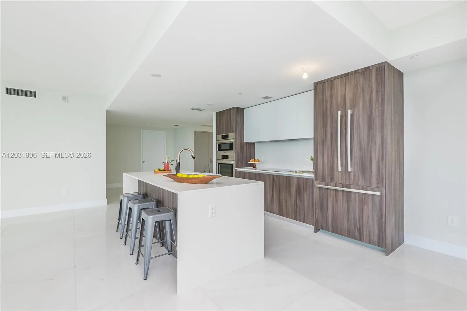 488 NE 18th St # 1812, Miami, FL 33132 photo 4