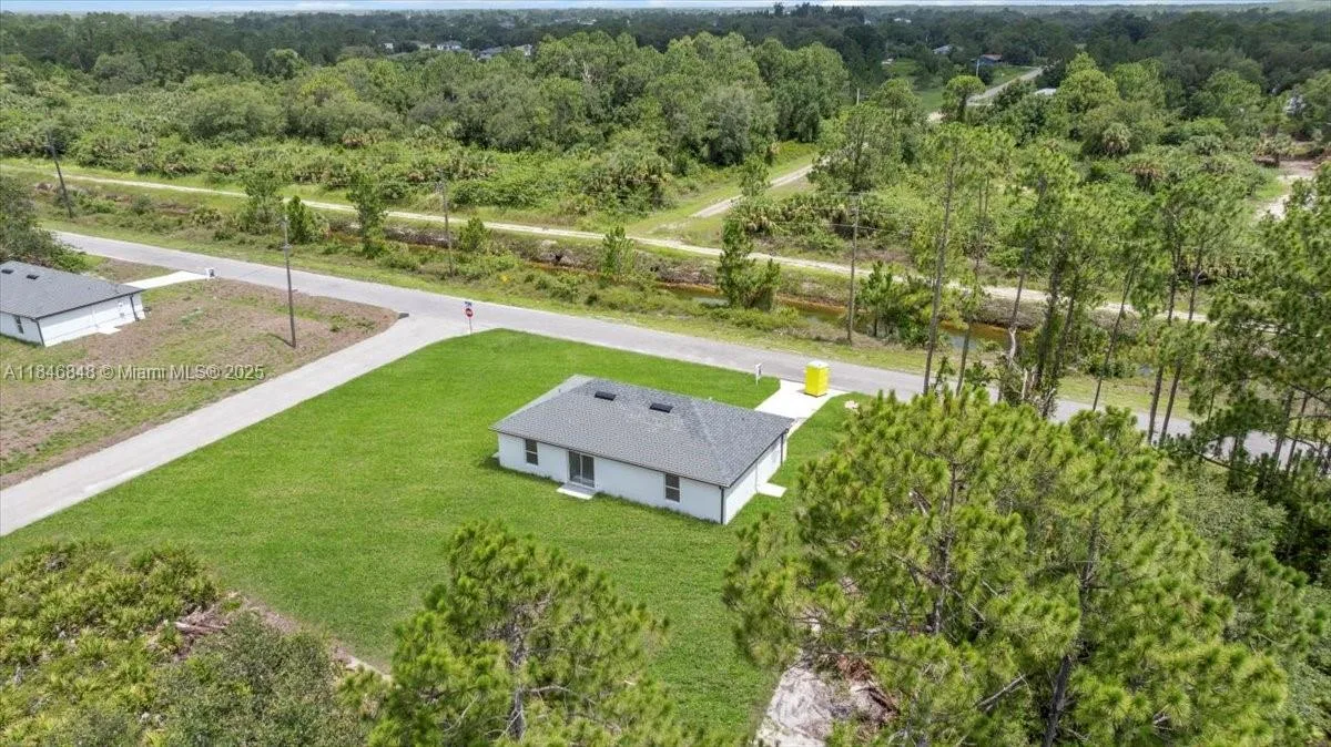 3707 E 20 th ST, Lehigh Acres, FL 33920 photo 4