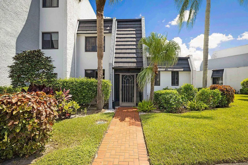 4238 Deste Court, Lake Worth, FL 33467