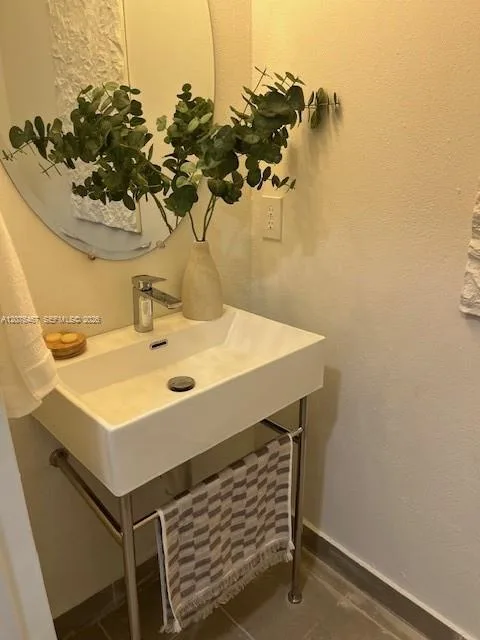 2511 Pierce St # 5, Hollywood, FL 33020 photo 12