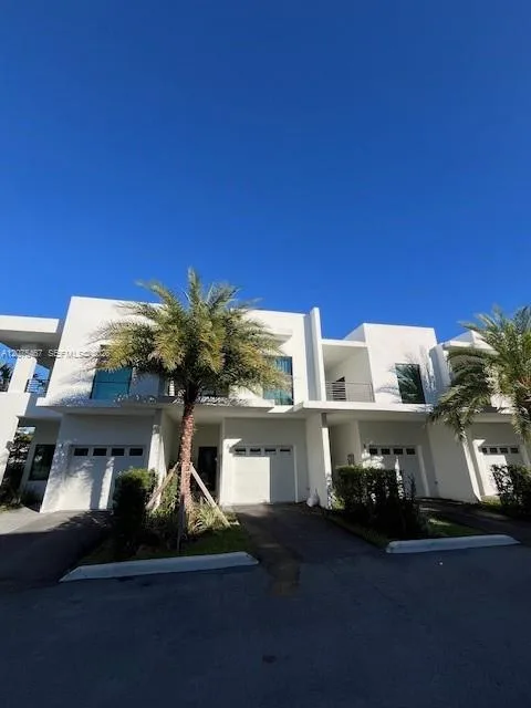 2511 Pierce St # 5, Hollywood, FL 33020 photo 3