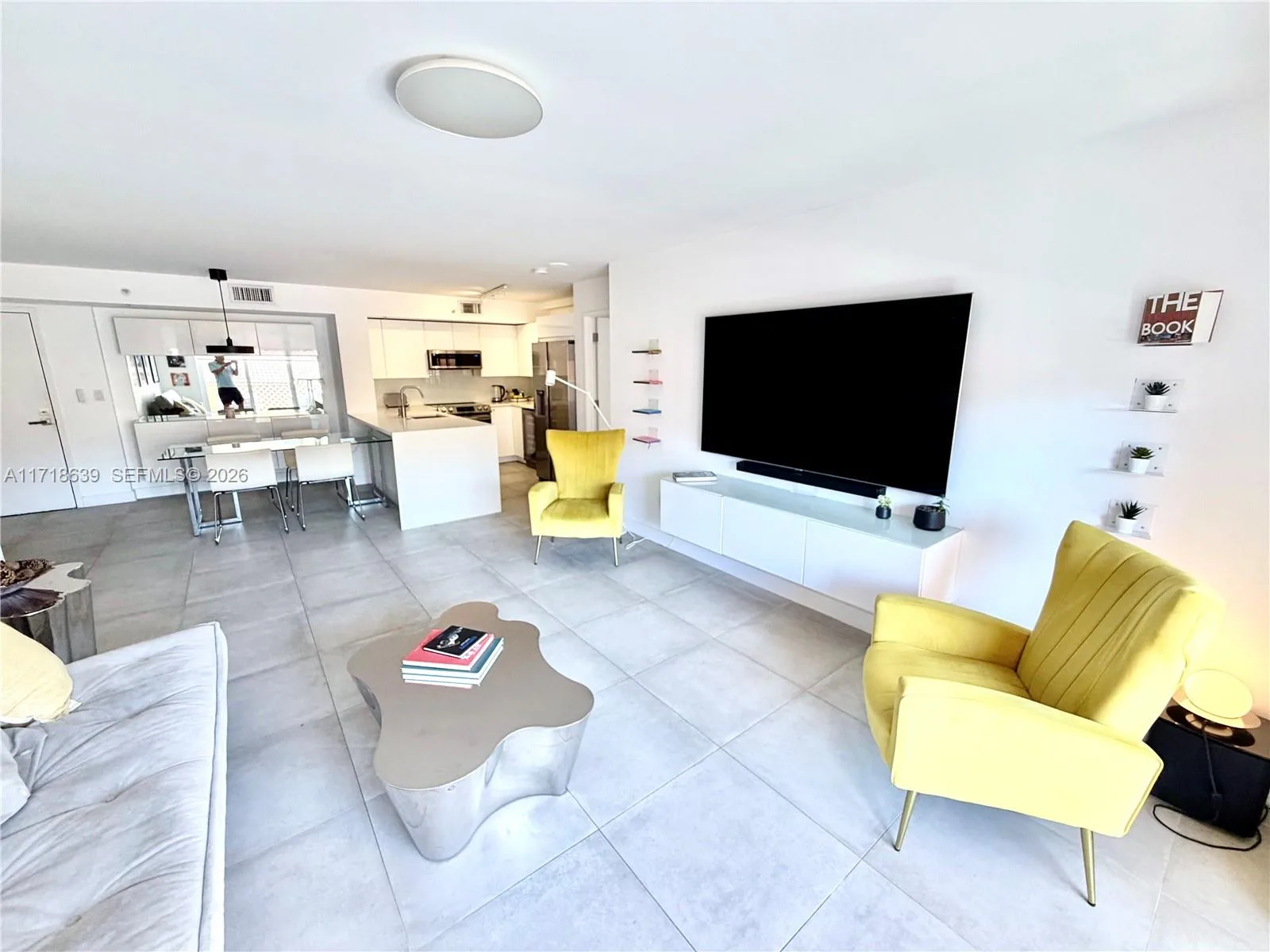 90 Alton Rd # 303, Miami Beach, FL 33139