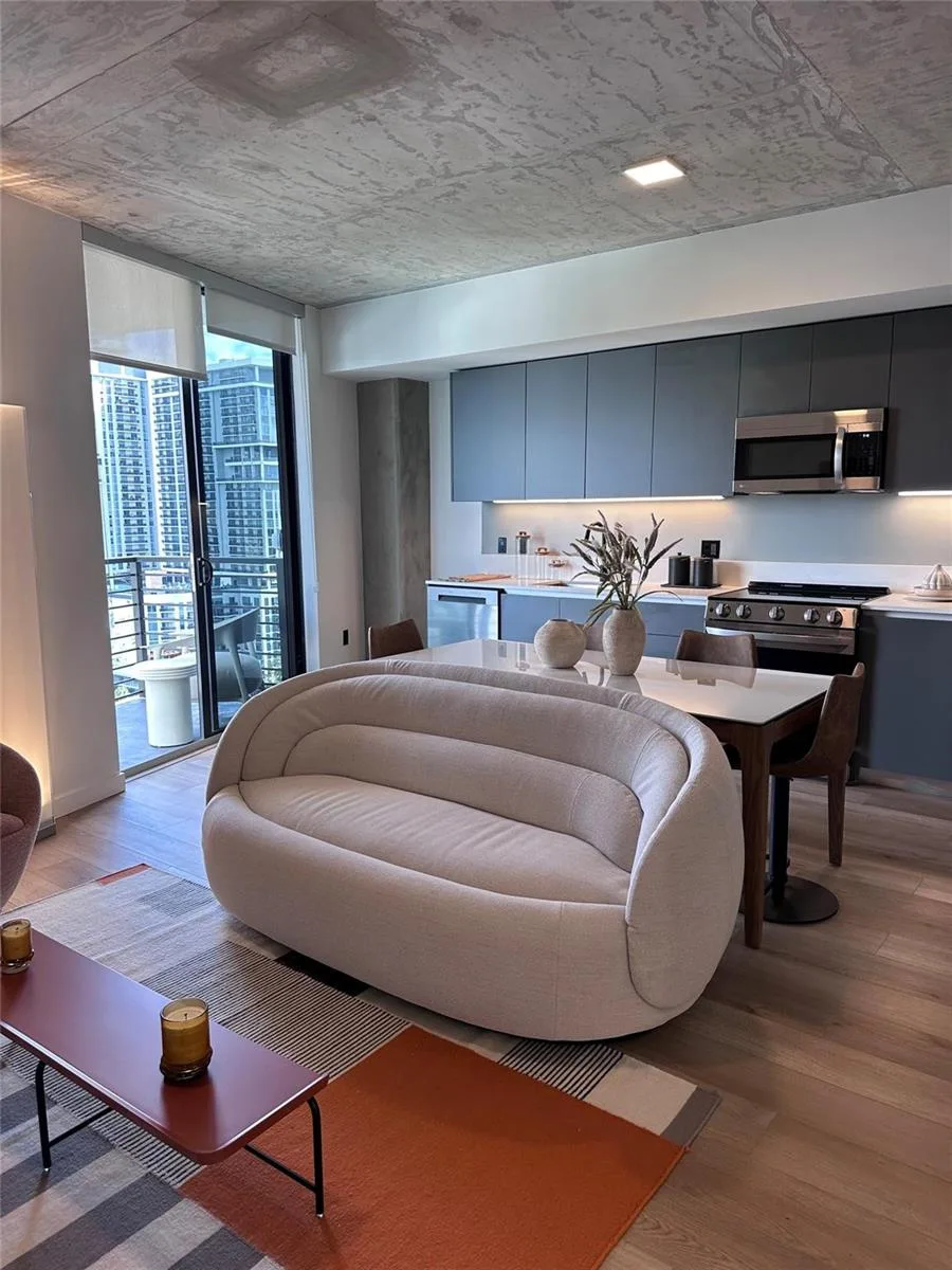 307 SW 5th Street, Fort Lauderdale, FL 33315