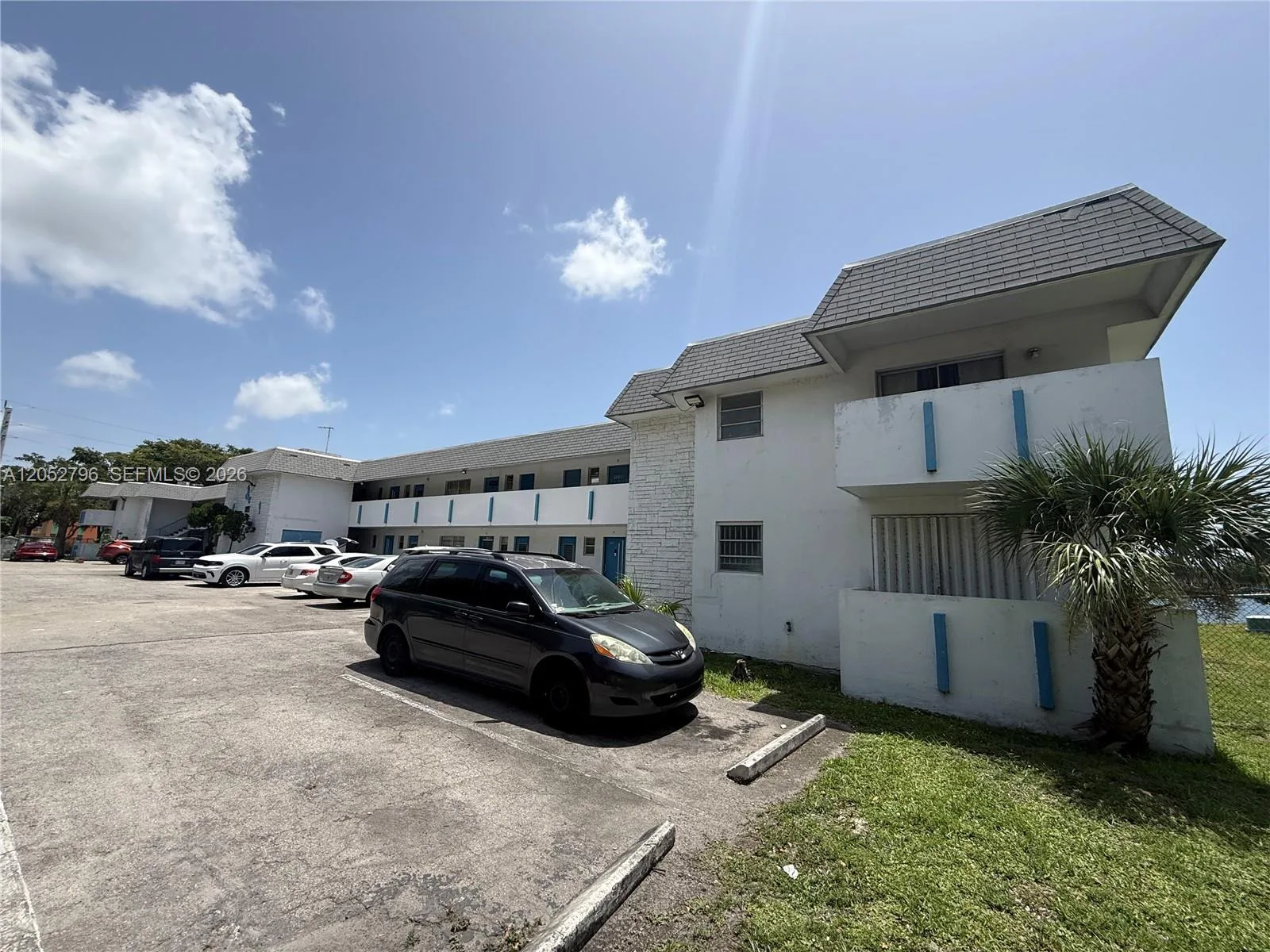 19051 NE 2nd Ave # 1517, Miami, FL 33179